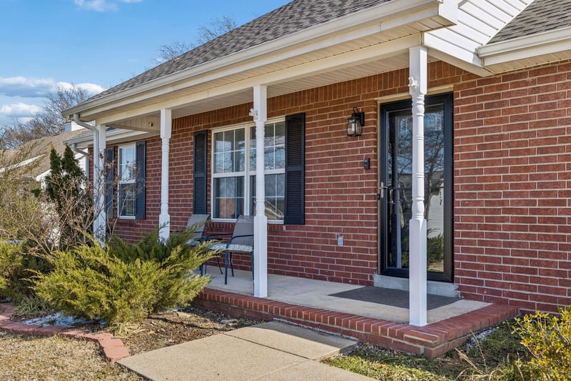 2237 Rosecran Cir, La Vergne, TN 37086