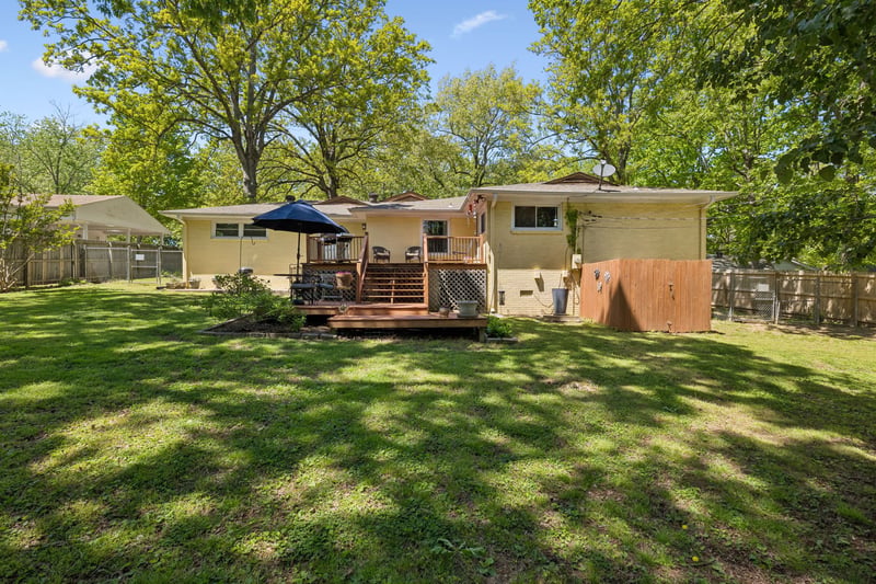 101 W Hills Ter, Dickson, TN 37055