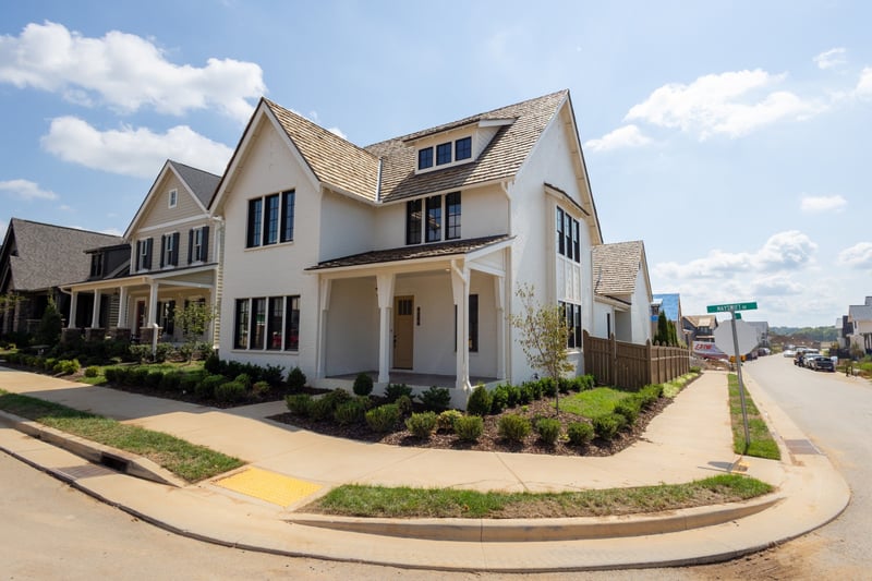 630 Mayswift Dr, Thompsons Station, TN 37179