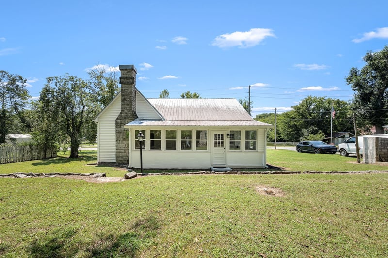 112 Re Davenport Ave, Auburntown, TN 37016