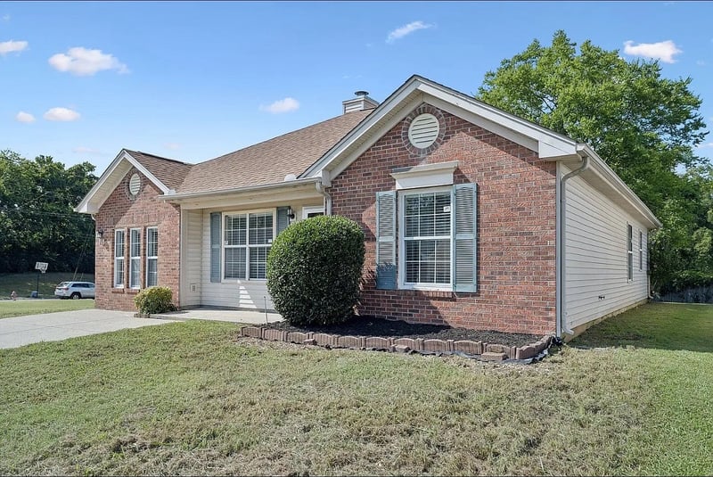 718 Maple Pl, Nashville, TN 37216