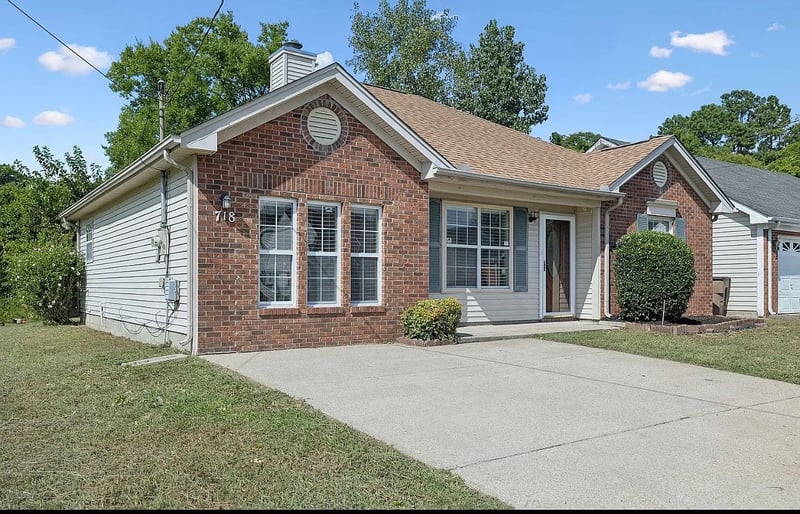 718 Maple Pl, Nashville, TN 37216
