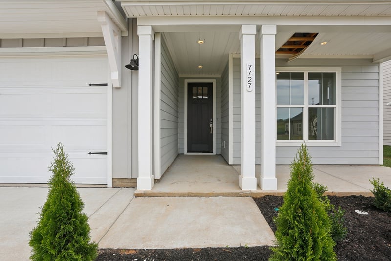 7727 Danswerk Dr, Murfreesboro, TN 37127