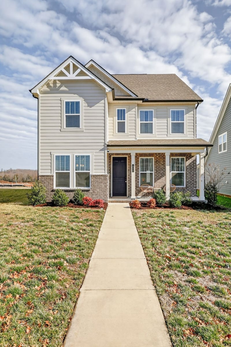 917 Nance Ln, Lebanon, TN 37087