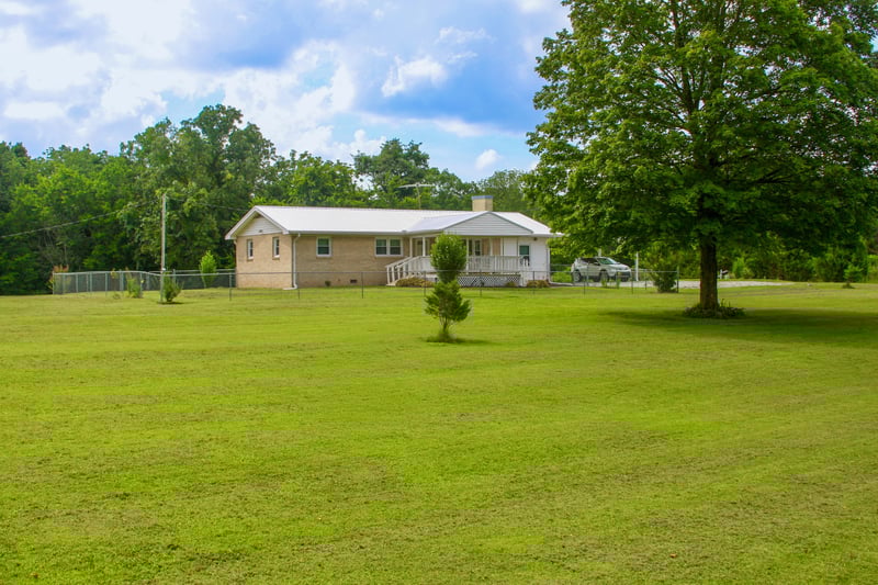 2025 Linda Ln, Cumberland Furnace, TN 37051