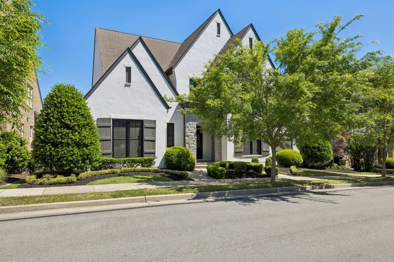 421 Glen West Dr, Nashville, TN 37215