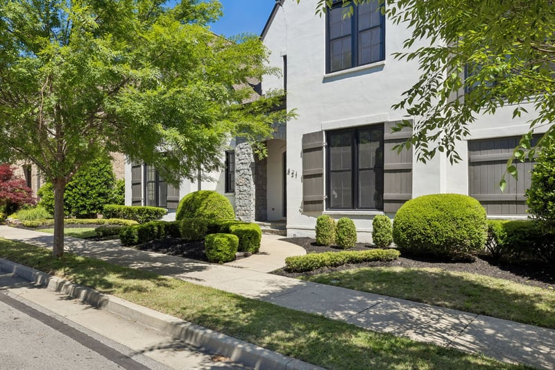 421 Glen West Dr, Nashville, TN 37215