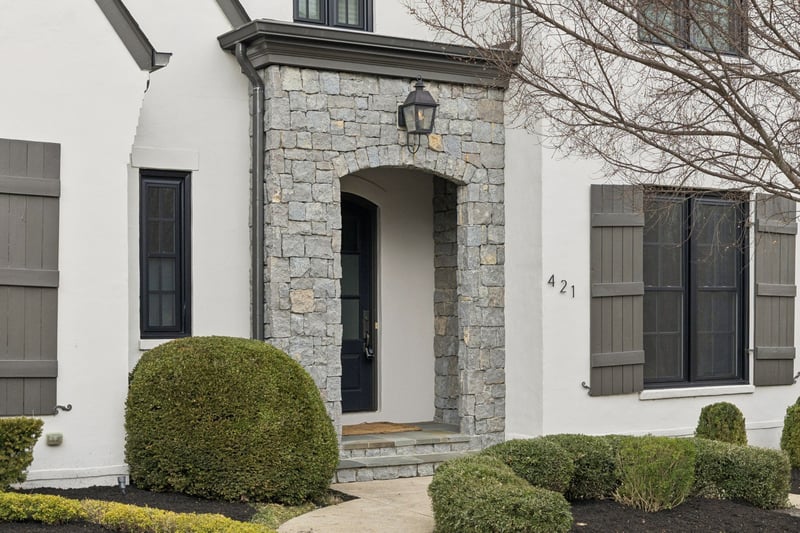 421 Glen West Dr, Nashville, TN 37215