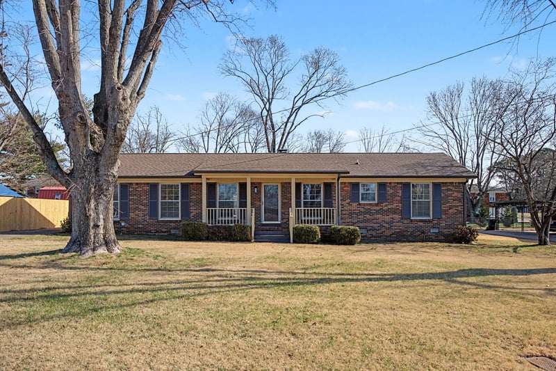 832 Britton Ave, Gallatin, TN 37066