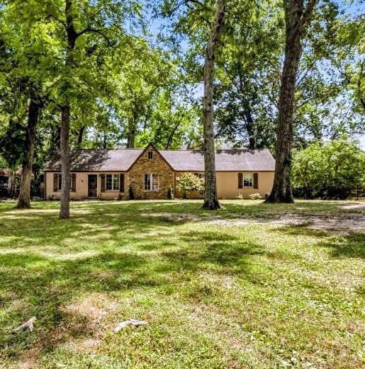 5905 Old Harding Pike, Nashville, TN 37205