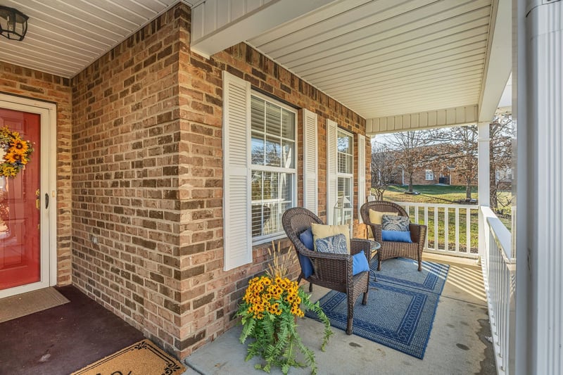 702 Forest Glen Cir, Murfreesboro, TN 37128