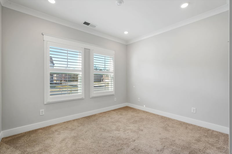 492 Triple Crown Cir, Gallatin, TN 37066