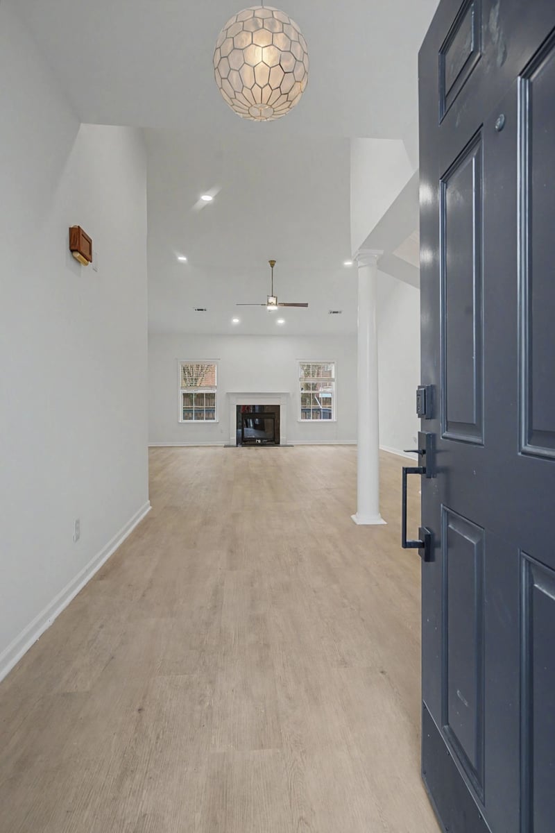 1030 Oakhall Dr, Mount Juliet, TN 37122