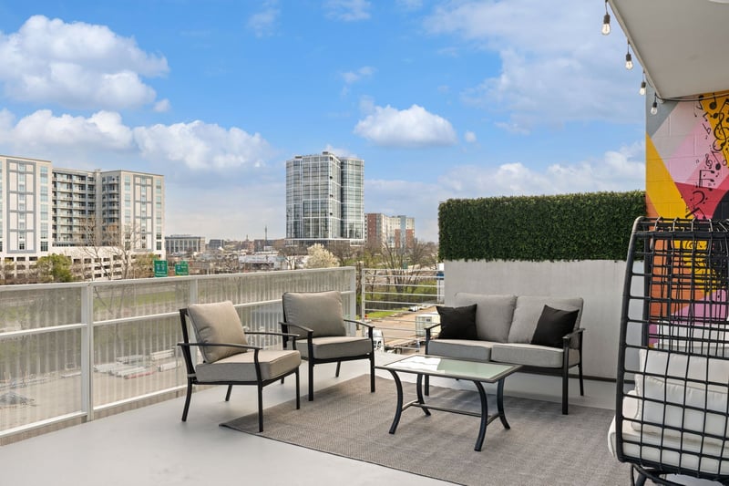 920 South St #320, Nashville, TN 37203