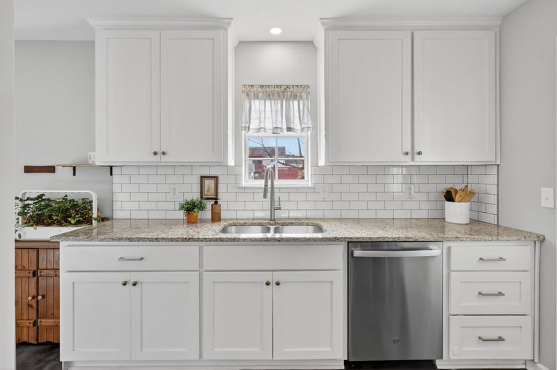 110 Edgehill Ln, Hendersonville, TN 37075