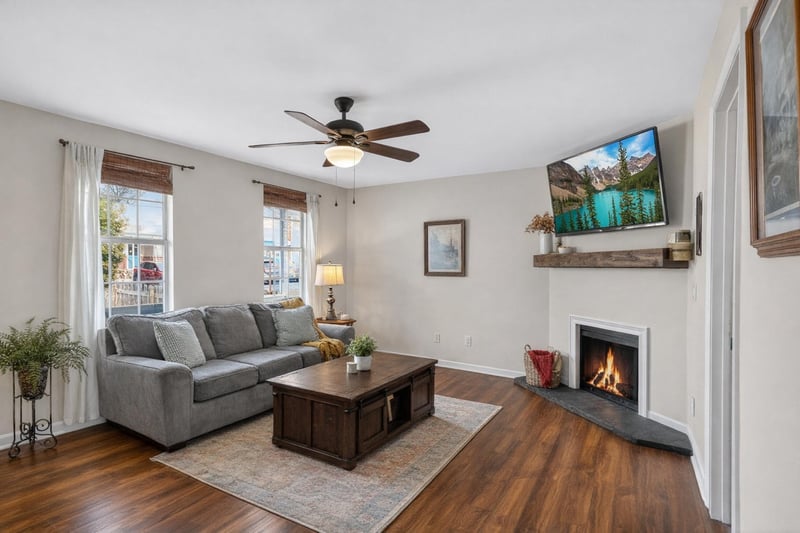 110 Edgehill Ln, Hendersonville, TN 37075