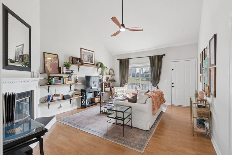 804 Cobble Cv, Nashville, TN 37211