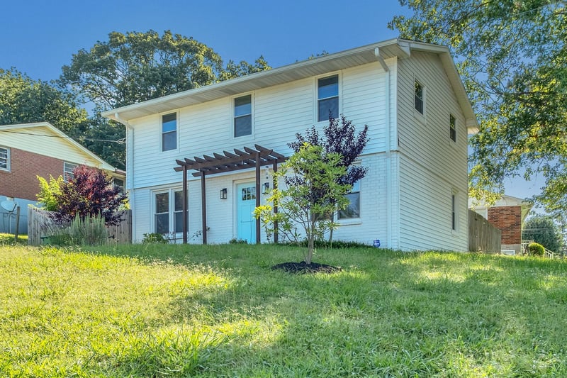 2601 Oakwood Ave, Nashville, TN 37207