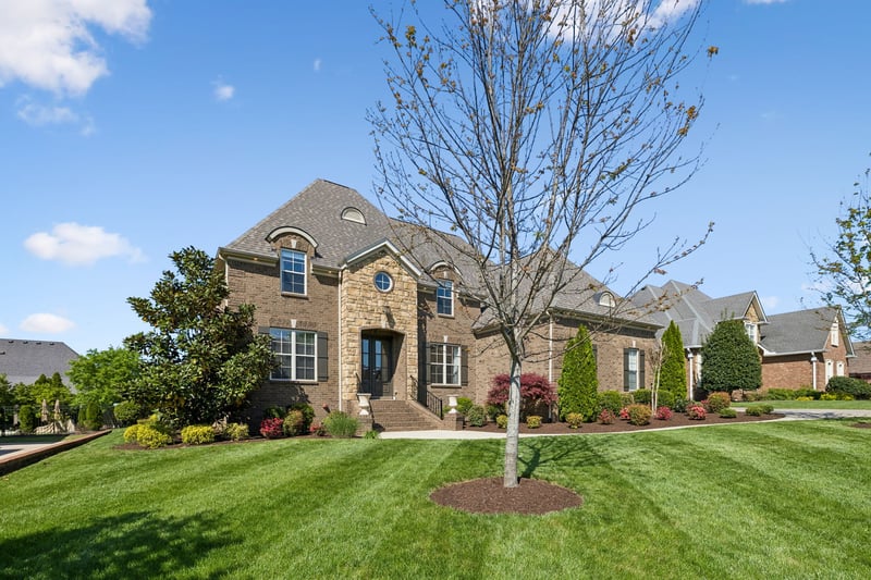 621 Gardenia Way, Murfreesboro, TN 37130