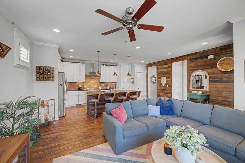 910 49th Ave, Nashville, TN 37209