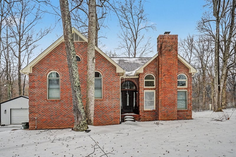 2202 Woodmont Dr, Springfield, TN 37172