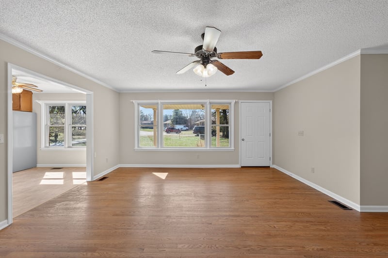 2232 Oakhaven Dr, Murfreesboro, TN 37129