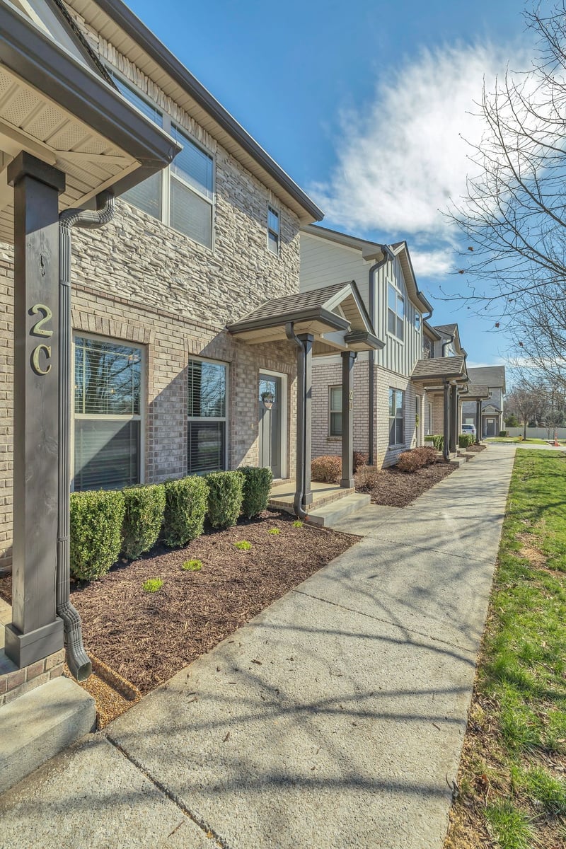 555 Gresham Ln #2D, Murfreesboro, TN 37129