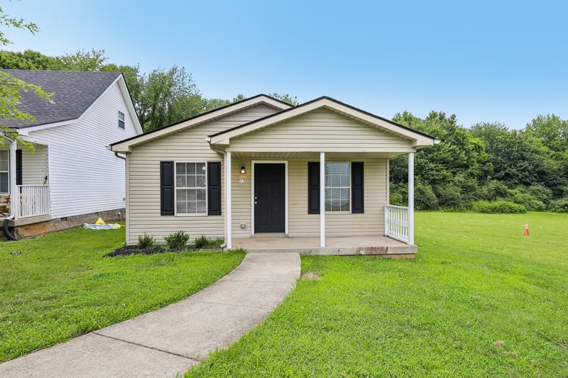 2607 Landrum Ct Lot 17, Springfield, TN 37172