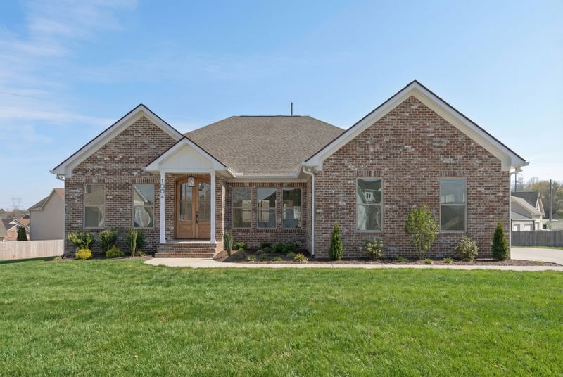 1004 Pheasant Run Ct, Spring Hill, TN 37174