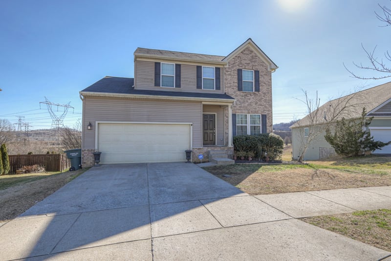 736 Wolfeboro Ln, Nashville, TN 37221