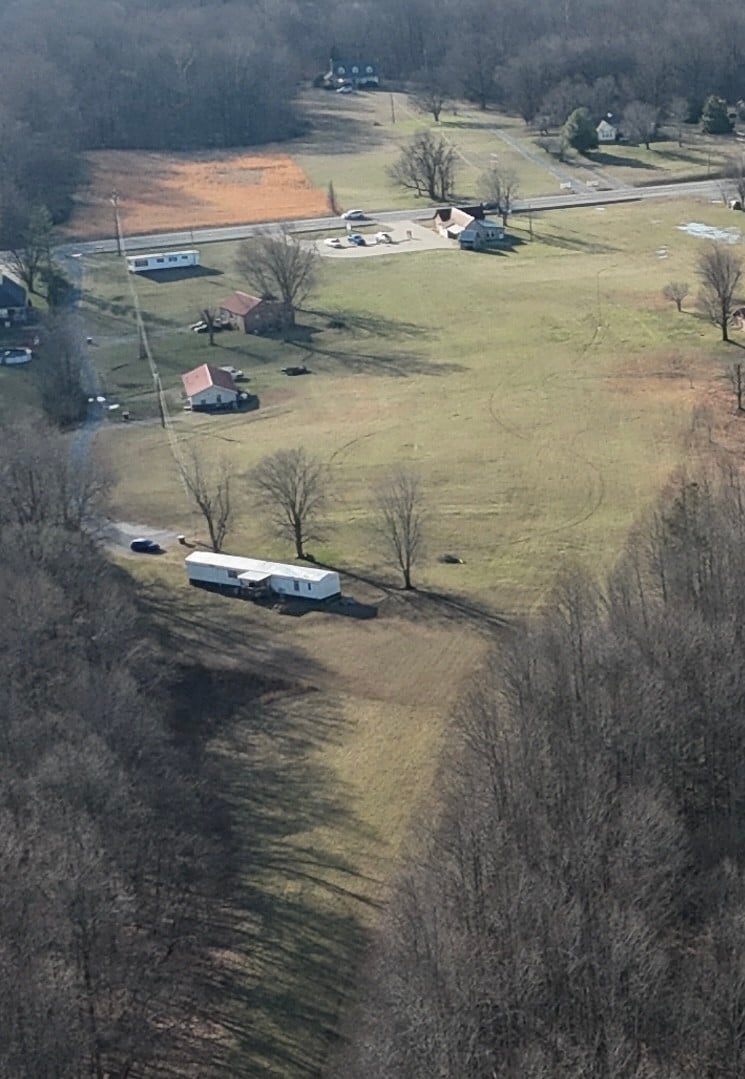 1650 Highway 31 , Goodlettsville, TN 37072