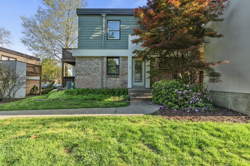 940 Gale Ln #129, Nashville, TN 37204