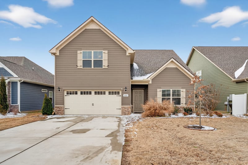 3664 Stormy Ln, Rockvale, TN 37153