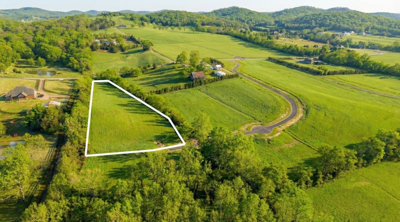 3016 Blythe Meadow Ln, Arrington, TN 37014