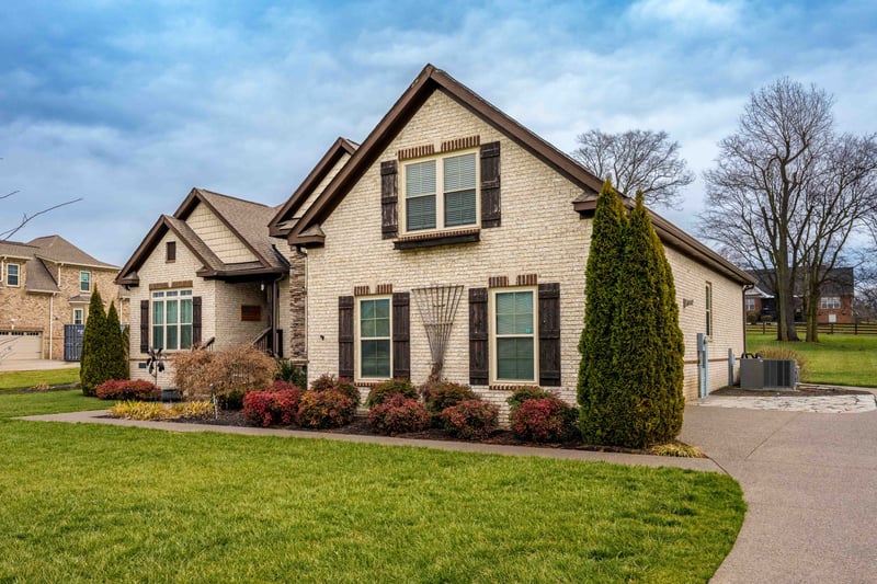 3039 Cross Gate Ln, Columbia, TN 38401