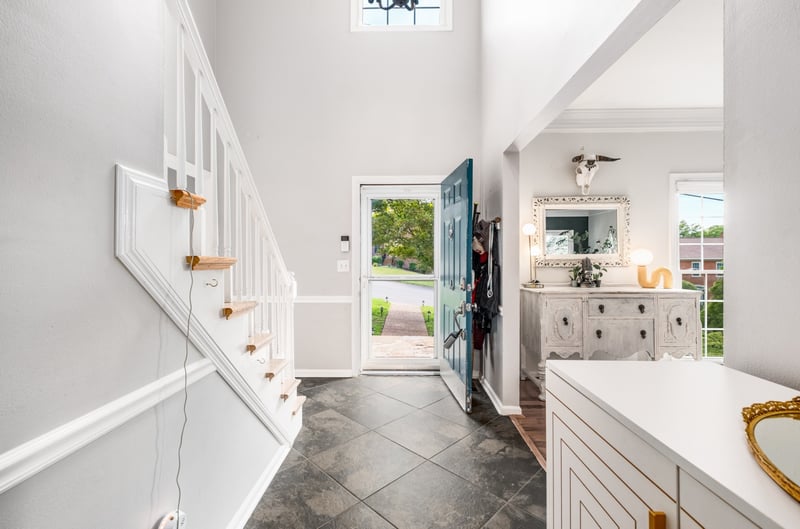 6120 Stillmeadow Dr, Nashville, TN 37211