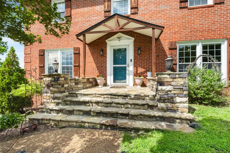 6120 Stillmeadow Dr, Nashville, TN 37211