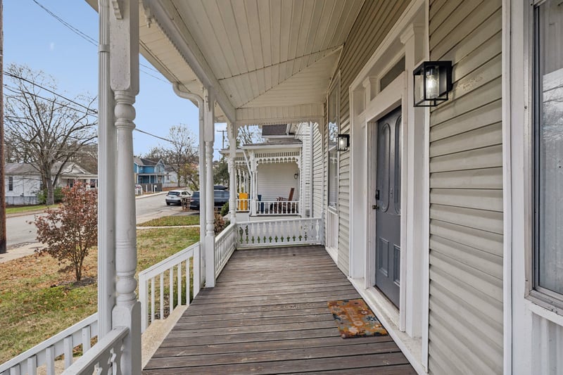 1010 S High St, Columbia, TN 38401