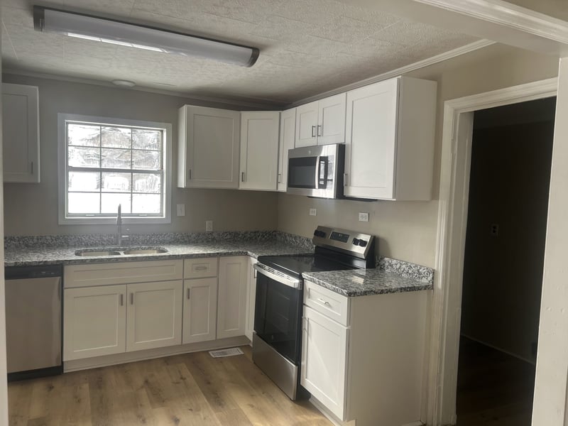 255 Oakdale Rd, Westmoreland, TN 37186