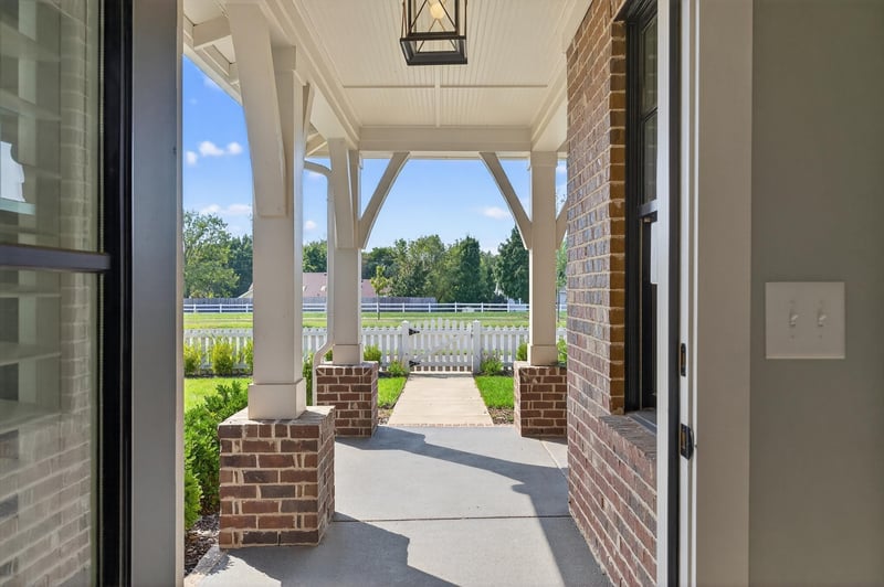 2648 Buckner Ln, Thompsons Station, TN 37179