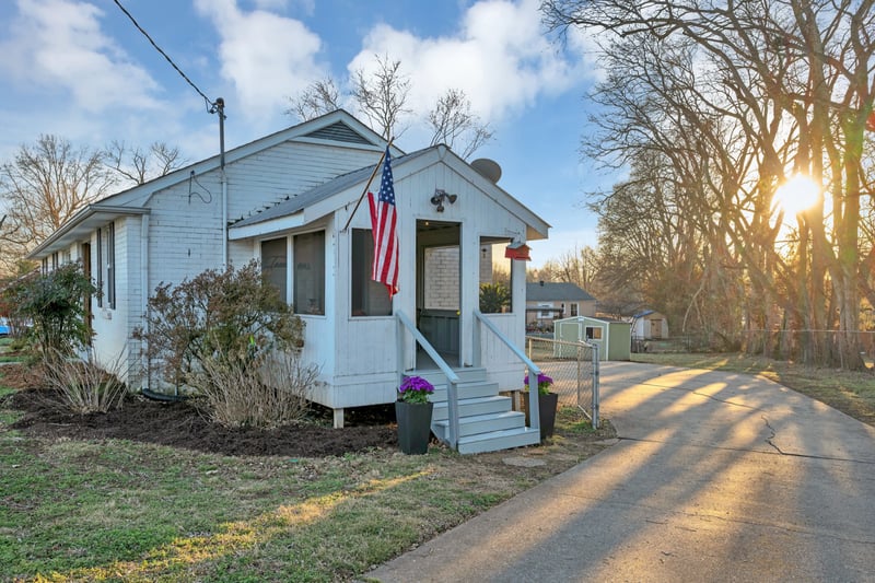 304 Michael Dr, Nashville, TN 37214