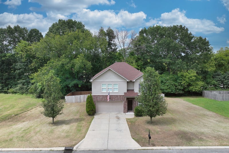 1011 Carriage Trl, Mount Juliet, TN 37122