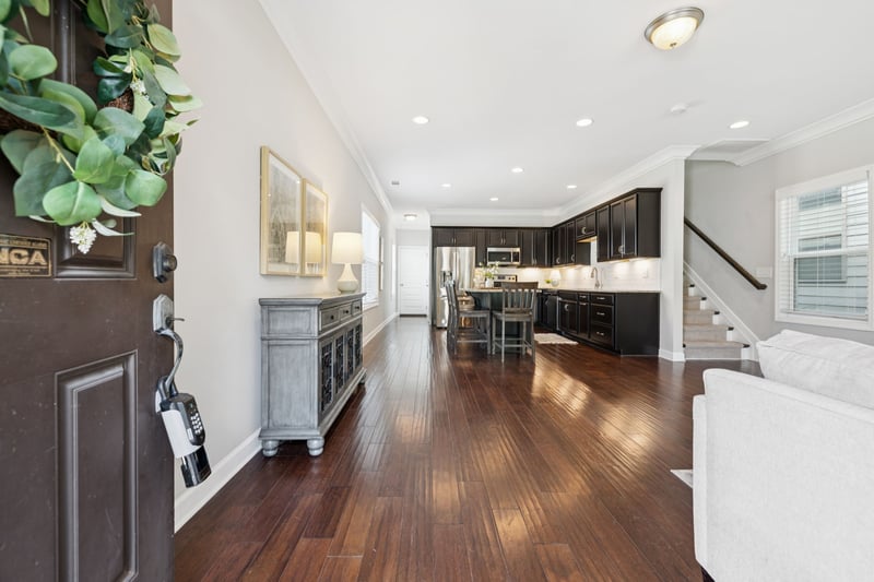 100 Walden Village Ct, Nashville, TN 37210