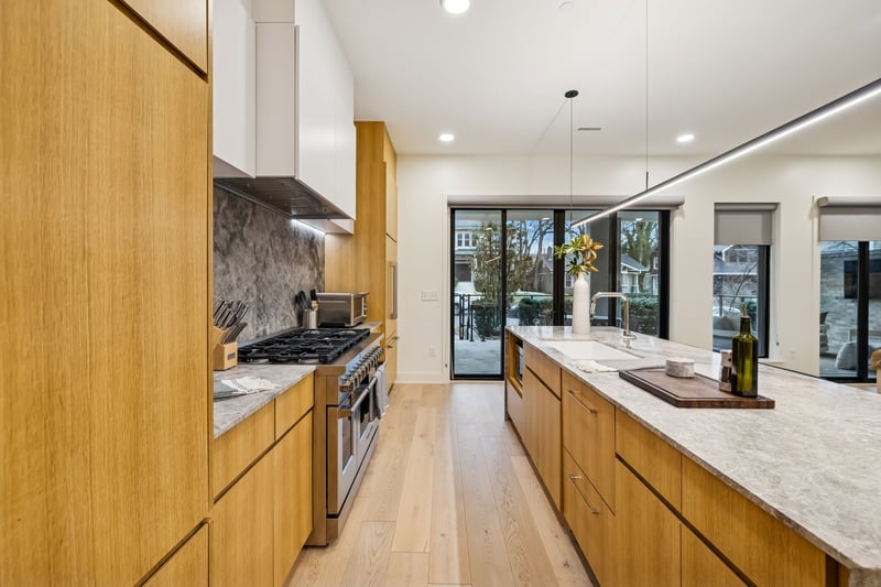 1030 17th Ave #101, Nashville, TN 37212