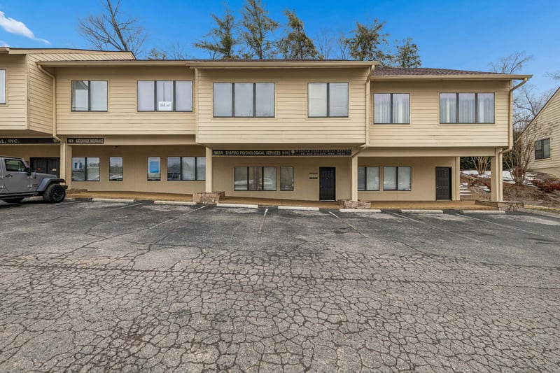 165 Belle Forest Cir, Nashville, TN 37221