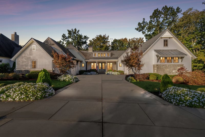 8463 Heirloom Blvd, College Grove, TN 37046