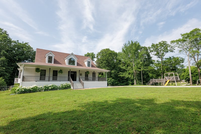 2300 Lee Rd, Spring Hill, TN 37174