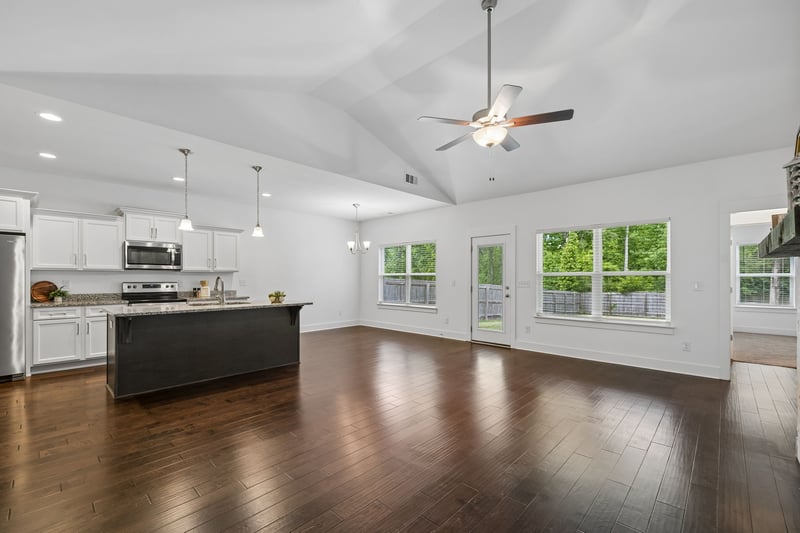 220 Hermitage Point Dr, Hermitage, TN 37076