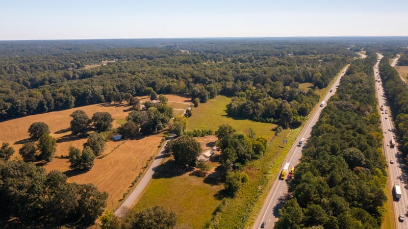 1210 Garton Rd, Burns, TN 37029