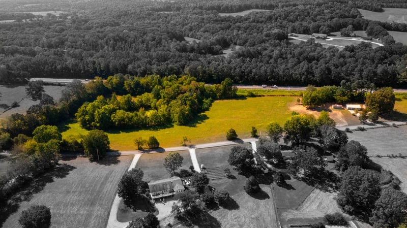 1210 Garton Rd, Burns, TN 37029